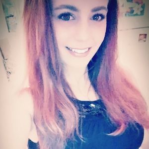 Meet your Posher, Whitney